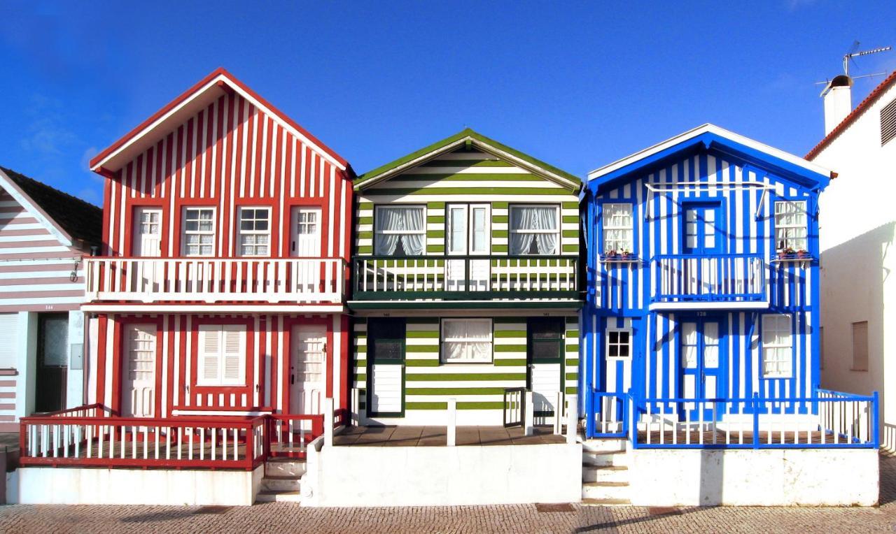 Casa Da Ponte Amarela Holiday home *