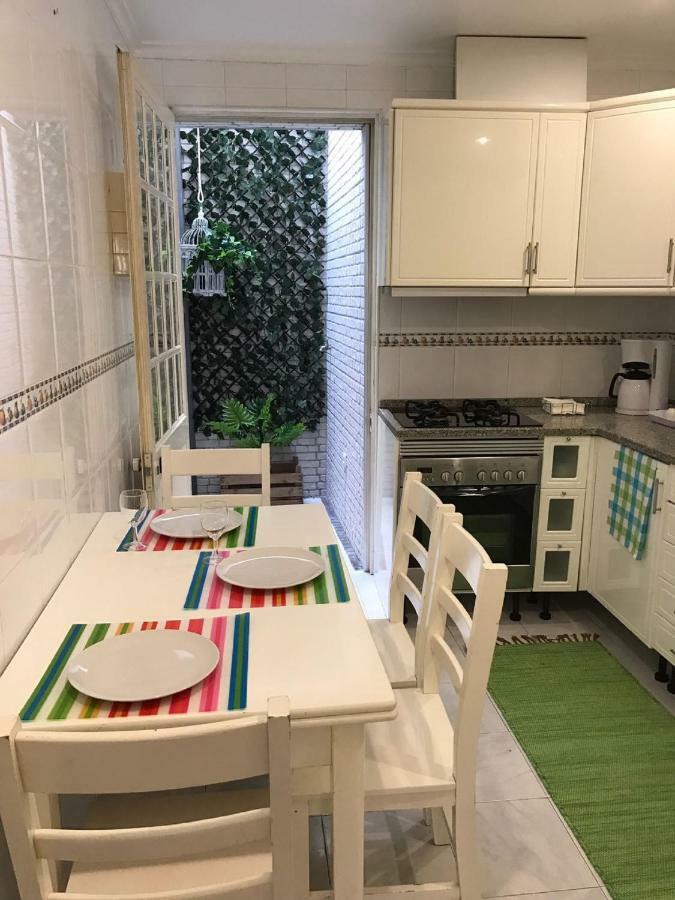 Casa Da Ponte Amarela Holiday home *